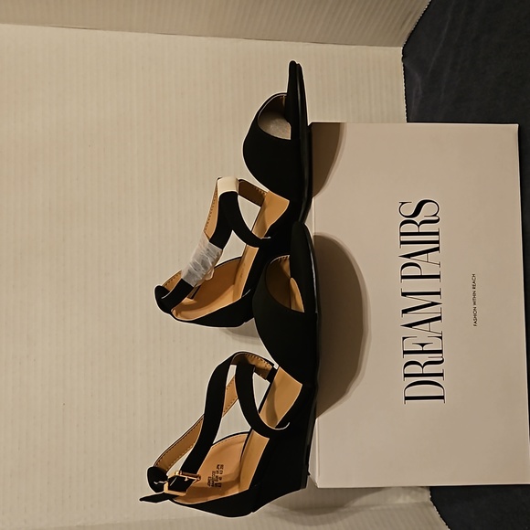 NEW IN BOX - Dream Pairs - Jones - US Size 8.5 - Picture 5 of 6